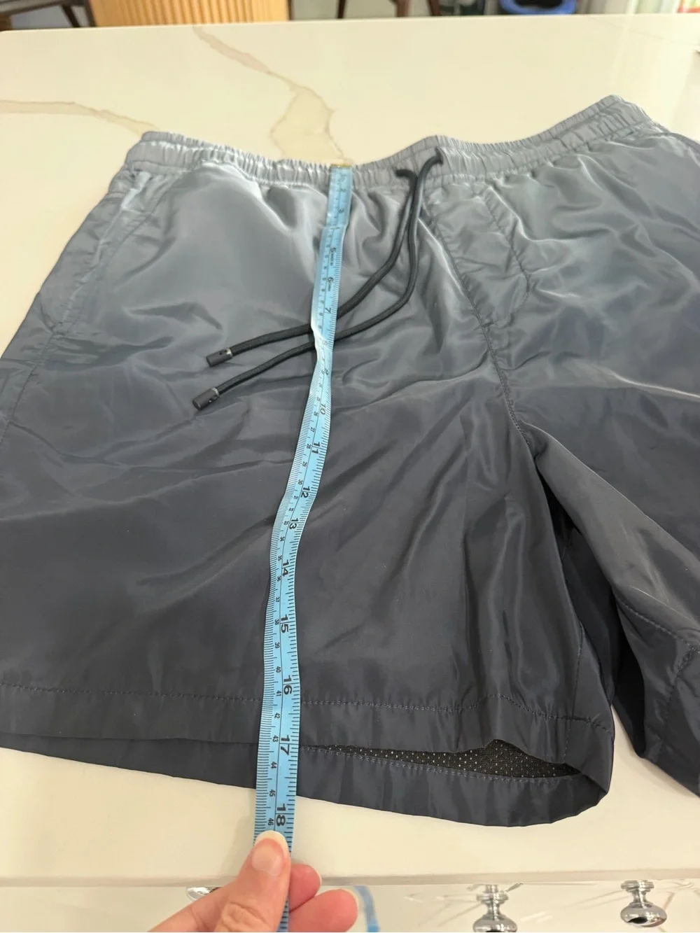 $190 Stampd Gradient Trunk swim/water-resistant shorts Men’s large Drawstring